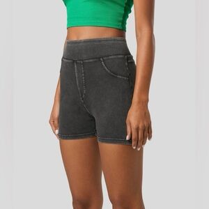 HALARA Magic High Waisted Stretchy Shorts